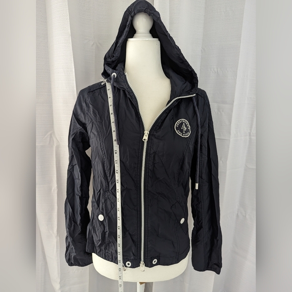 Abercrombie & Fitch Light Rain Jacket - Picture 2 of 4